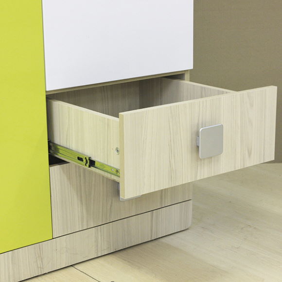 Фото Шкаф Стиль 2 (70) двухдверный от производителя Аквилон в Евпатории по цене 29 000 ₽